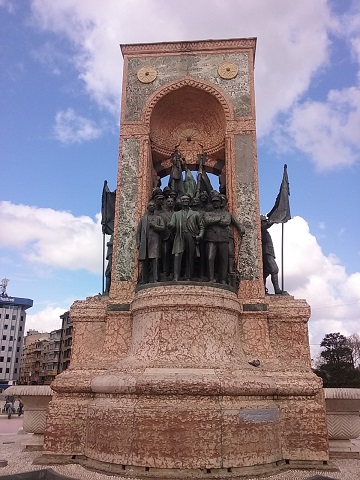 Republic Monument