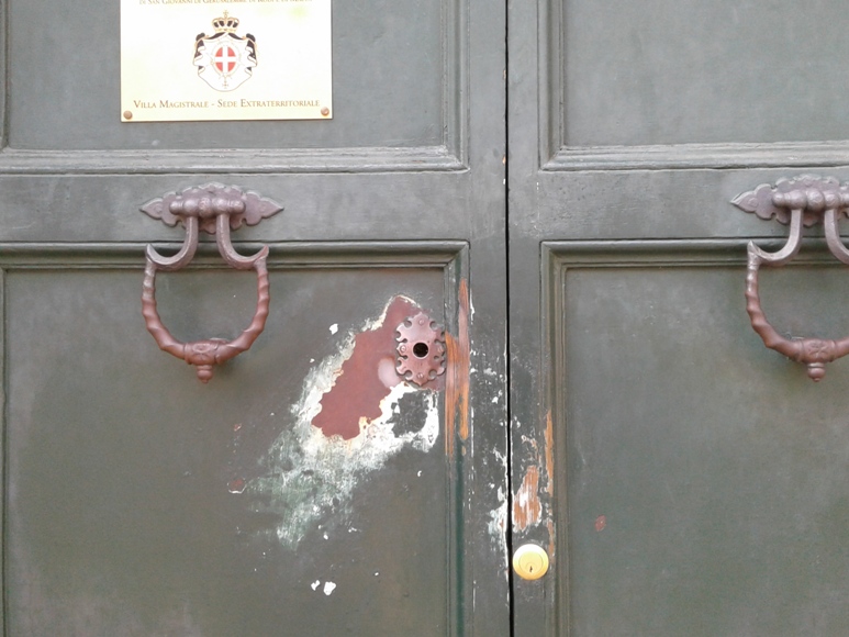 Aventine Key Hole 2