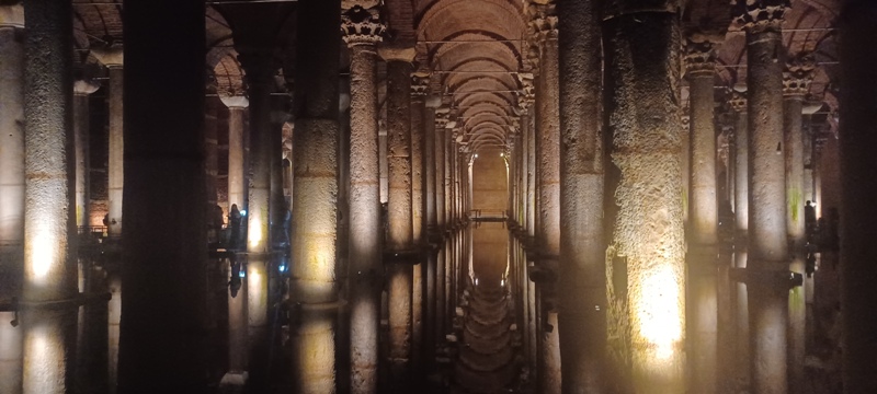 Basilica Cistern 8