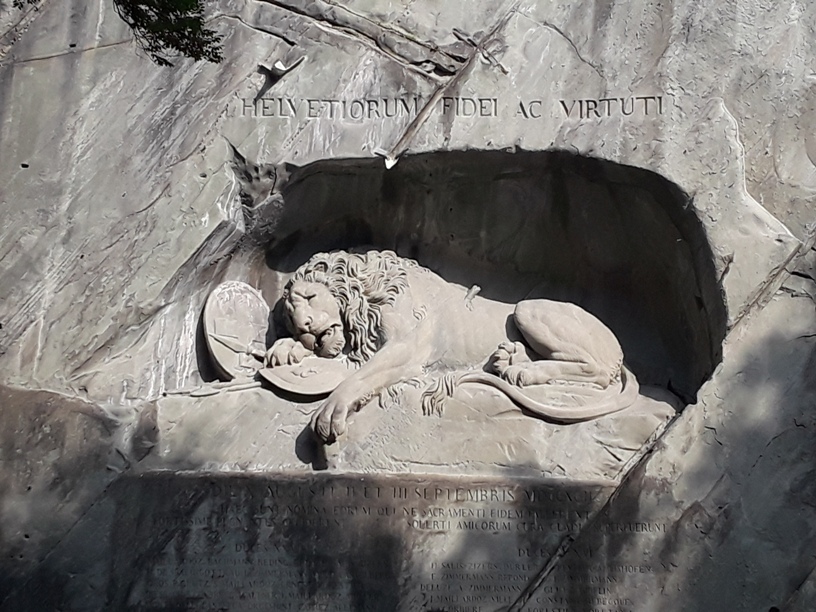 Löwendenkmal (Lion Monument)