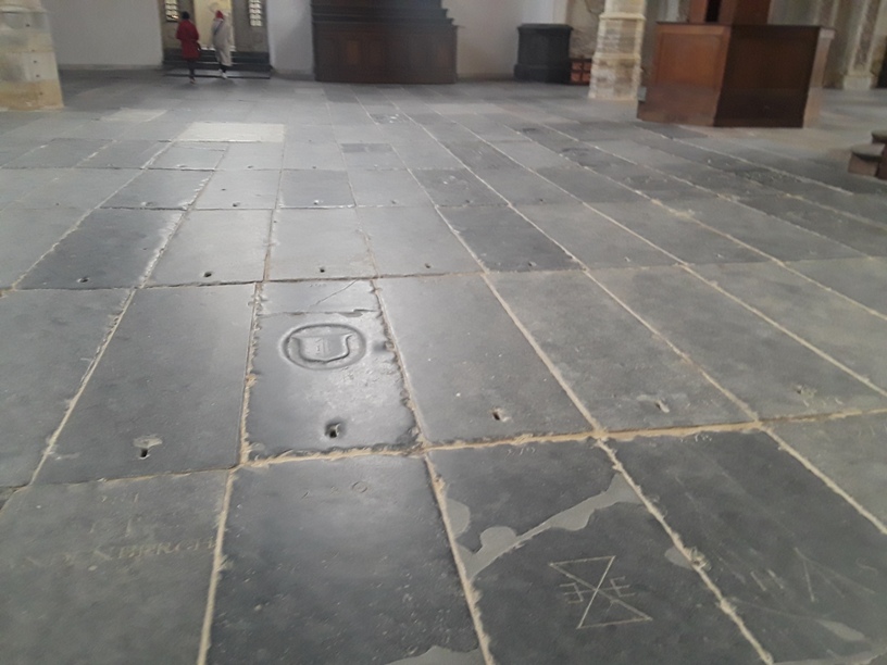 Oude Kerk 4