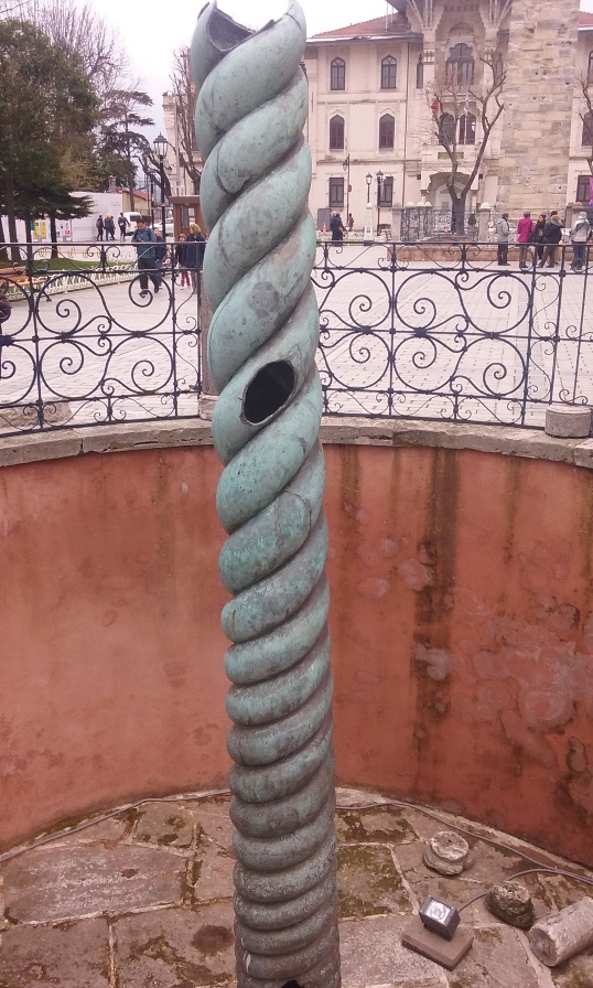 Serpent Column